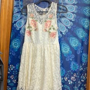 White lace flower dress
